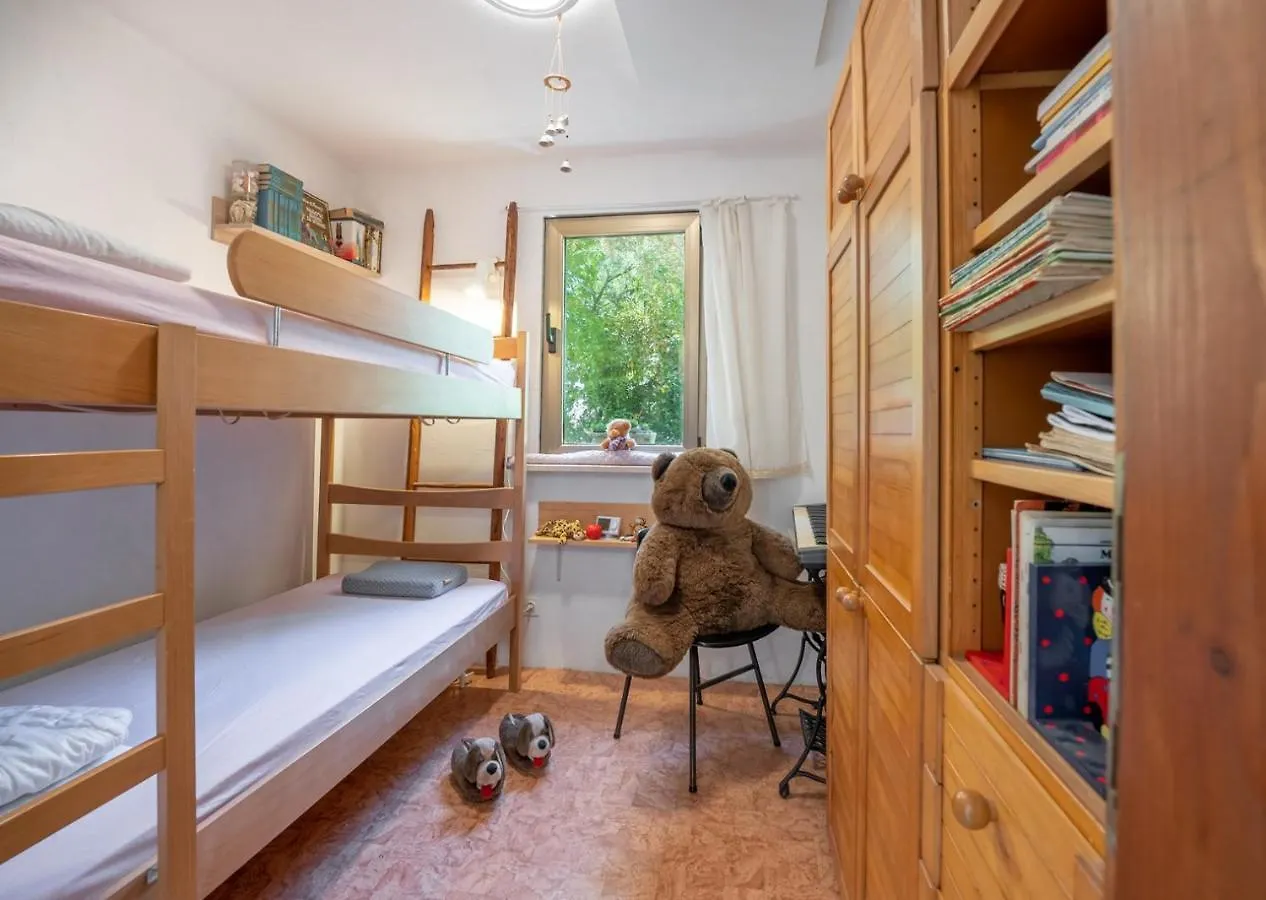 Apartment Ruj Zambratija  Croazia