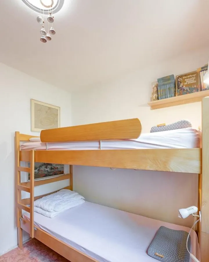 Apartment Ruj Zambratija  Croácia